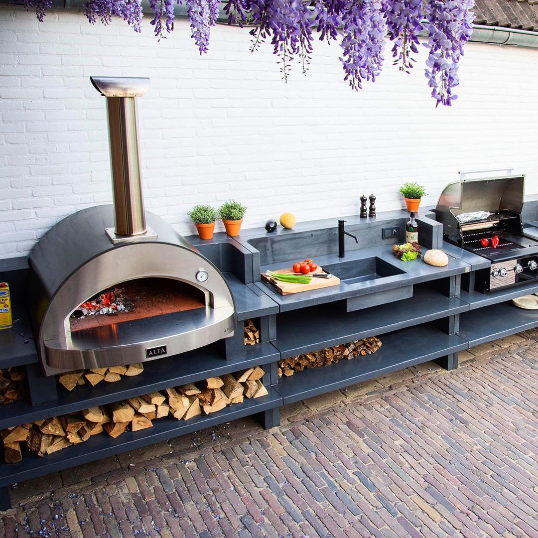 pizza oven and grill